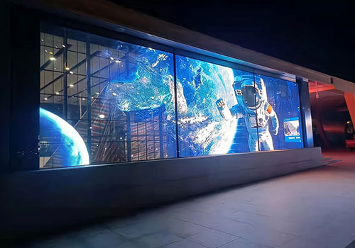 LED透明屏的優點及應用環境